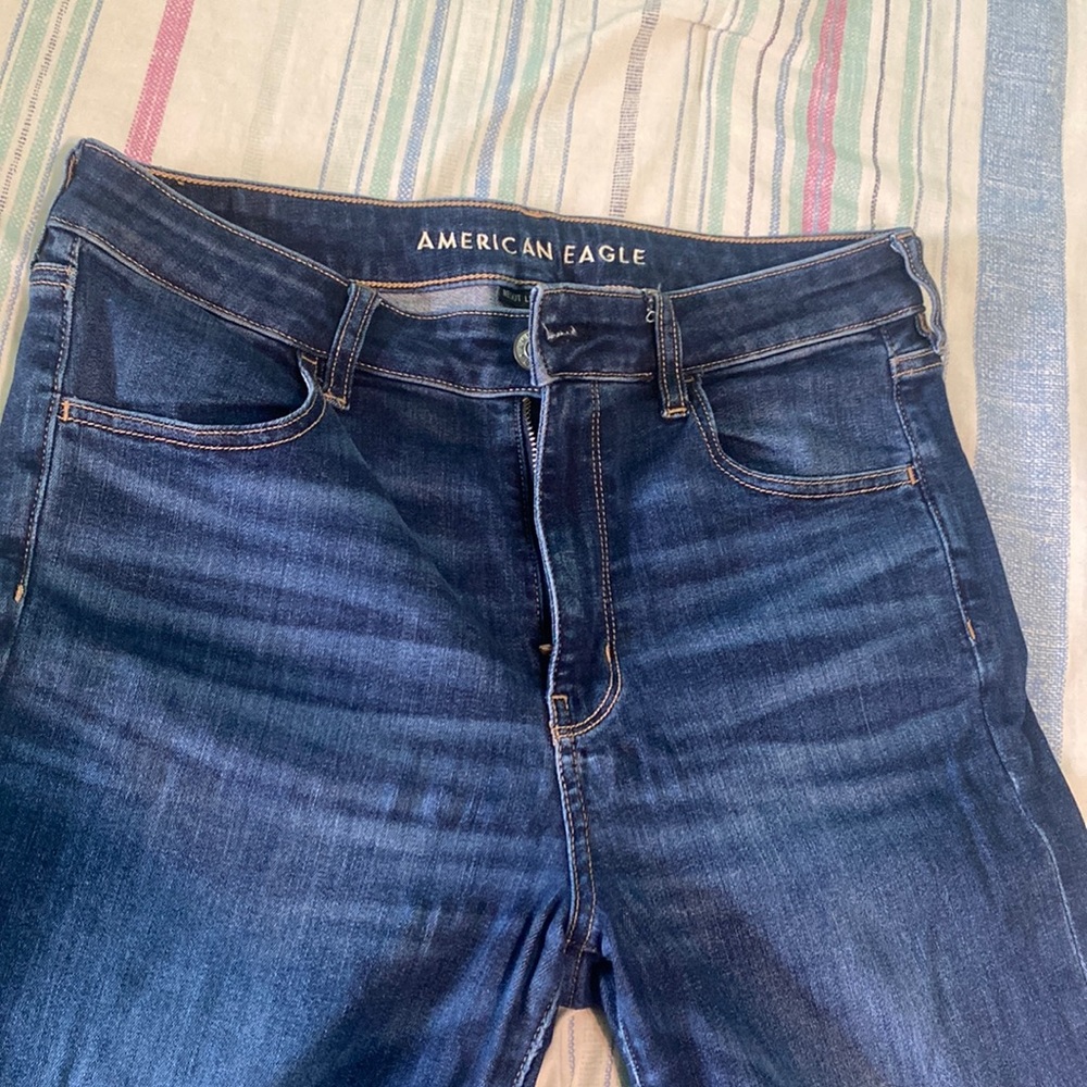 American Eagle Hi-Rise Jegging